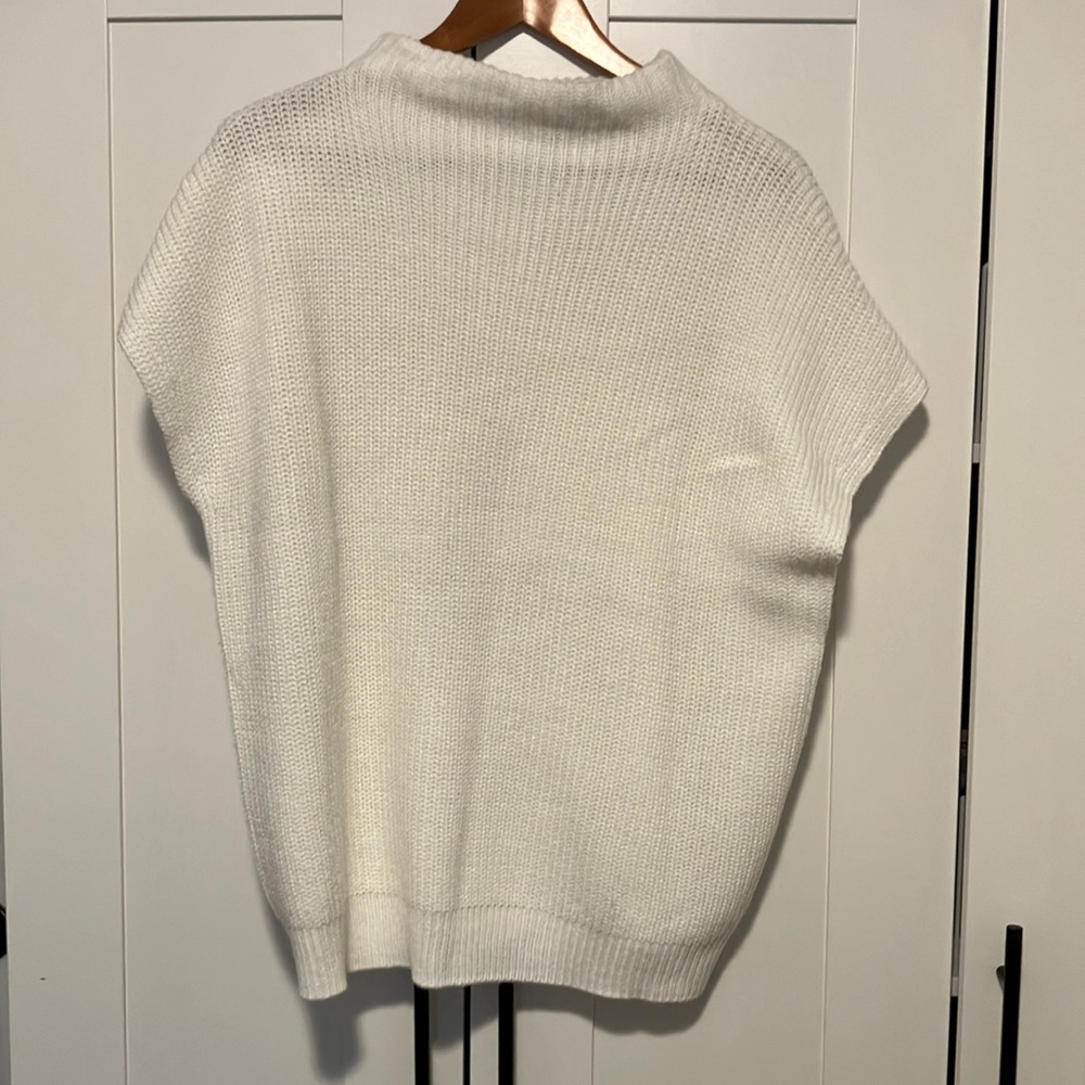 Kenneth Cole sweater